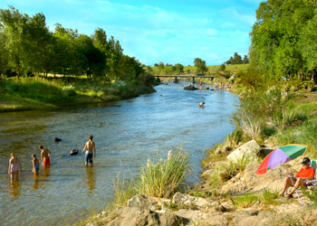 Río Los Reartes a unas cuadras de cabañas Dolce Vita