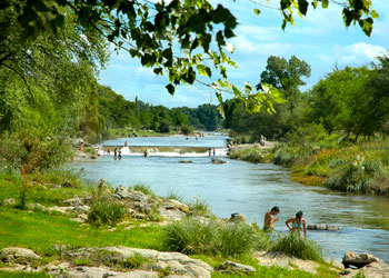 Río Los Reartes a unas cuadras de cabañas Dolce Vita